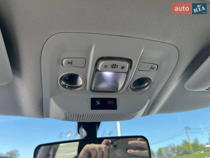 Позашляховик / Кросовер Peugeot 2008 2018 в Вінниці