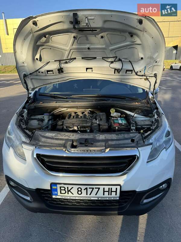 Внедорожник / Кроссовер Peugeot 2008 2014 в Ровно