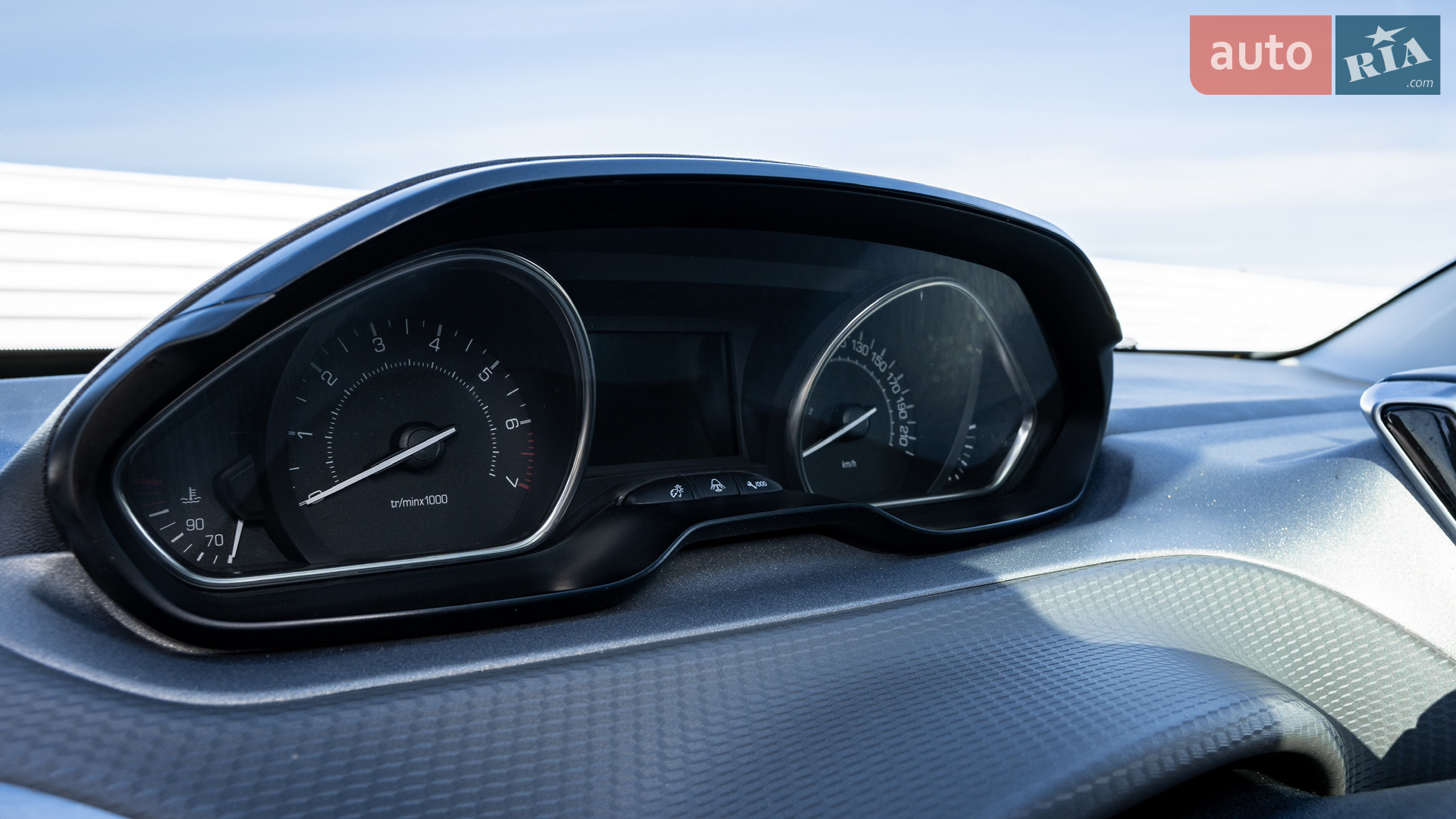 2016 Peugeot 2008 - мініатюра 22