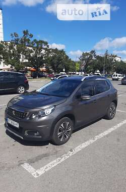 Внедорожник / Кроссовер Peugeot 2008 2016 в Ивано-Франковске