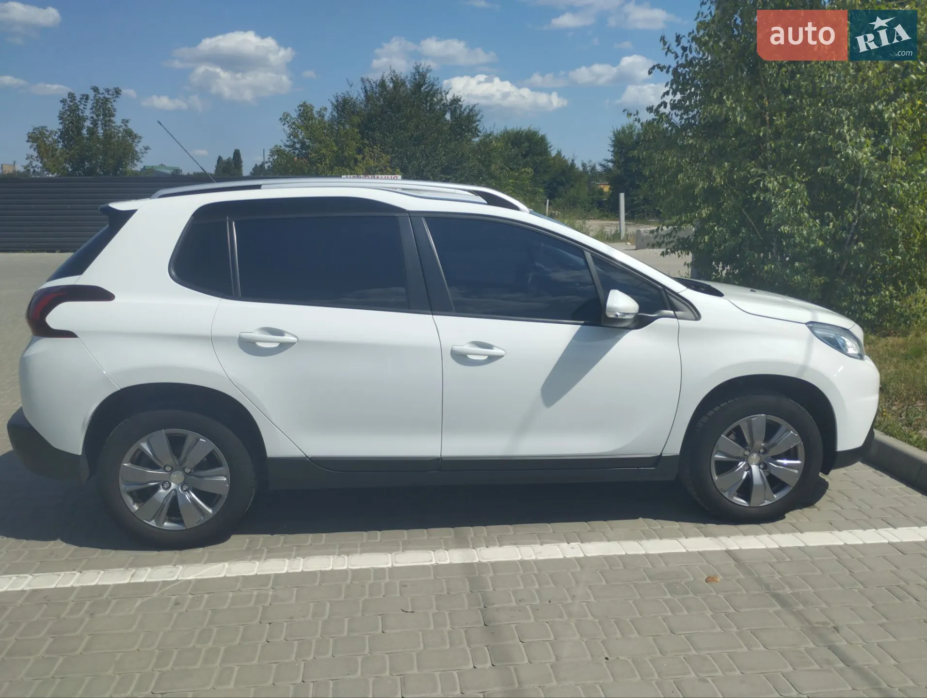 2016 Peugeot 2008 - мініатюра 6