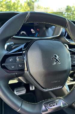 Внедорожник / Кроссовер Peugeot 2008 2022 в 