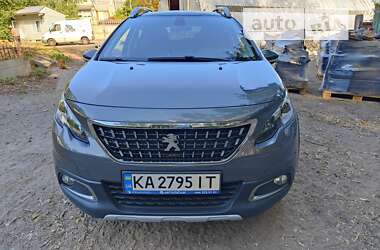 Внедорожник / Кроссовер Peugeot 2008 2017 в Киеве