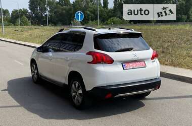 Внедорожник / Кроссовер Peugeot 2008 2015 в Киеве