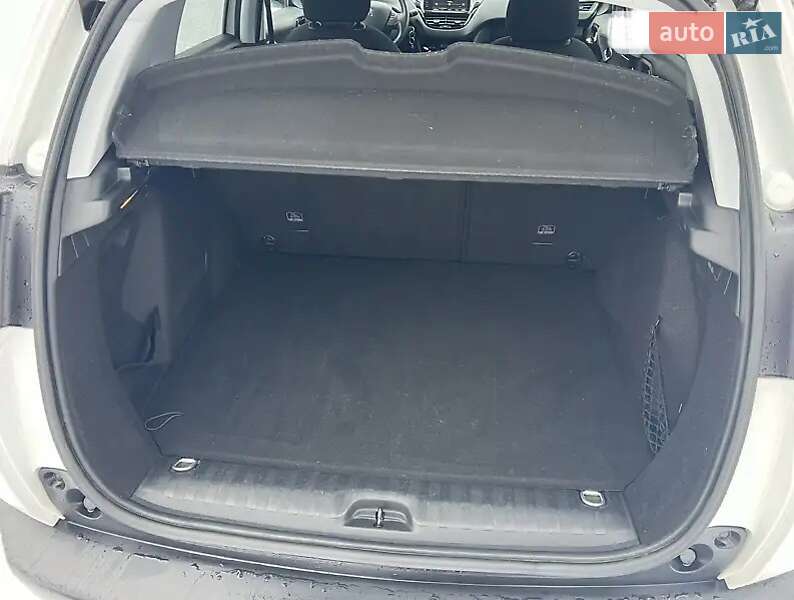 Позашляховик / Кросовер Peugeot 2008 2019 в Львові