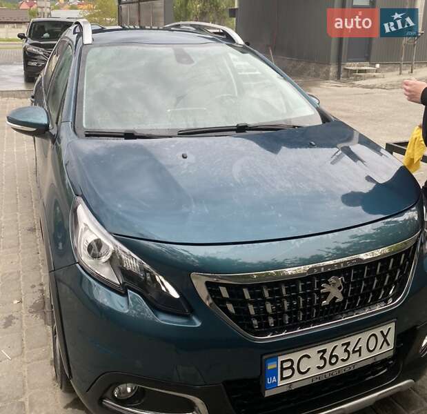 Внедорожник / Кроссовер Peugeot 2008 2016 в Львове