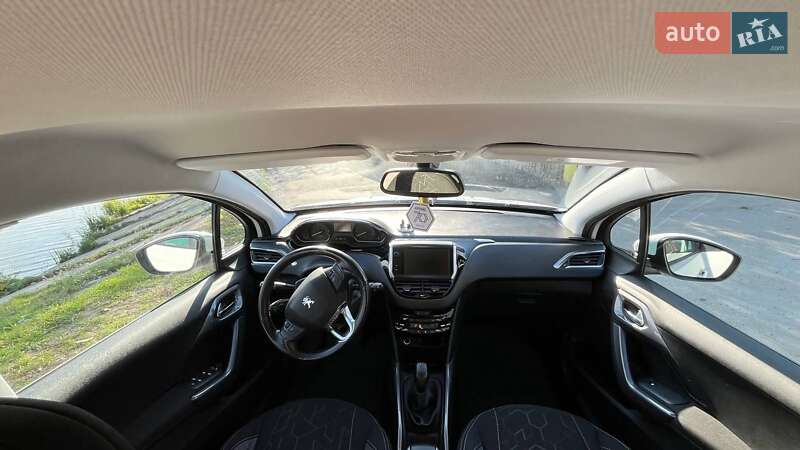 Позашляховик / Кросовер Peugeot 2008 2019 в Києві