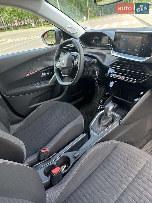 Позашляховик / Кросовер Peugeot 2008 2022 в Сумах