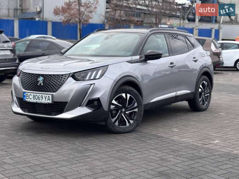 Внедорожник / Кроссовер Peugeot 2008 2021 в 