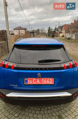 Внедорожник / Кроссовер Peugeot 2008 2020 в 