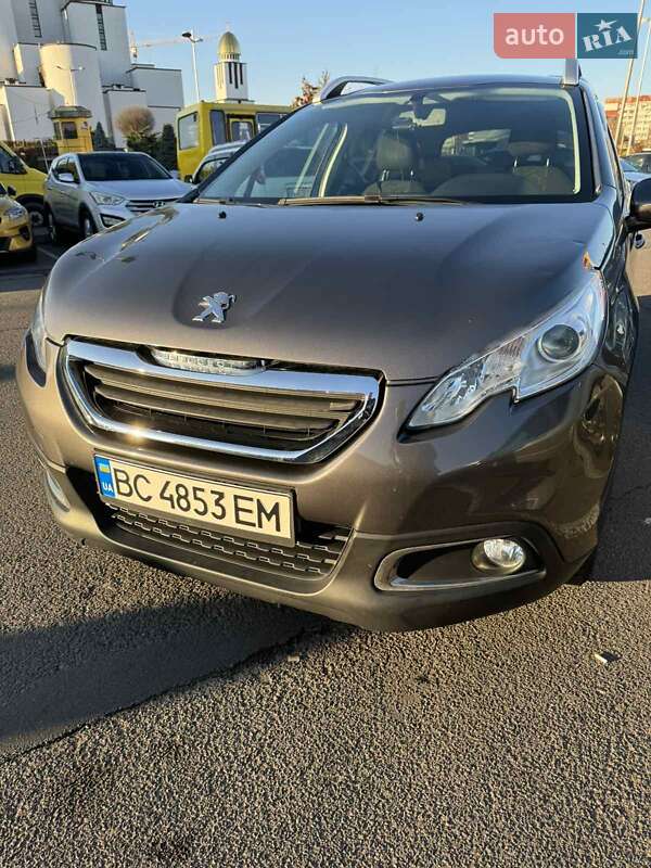 Внедорожник / Кроссовер Peugeot 2008 2016 в Львове