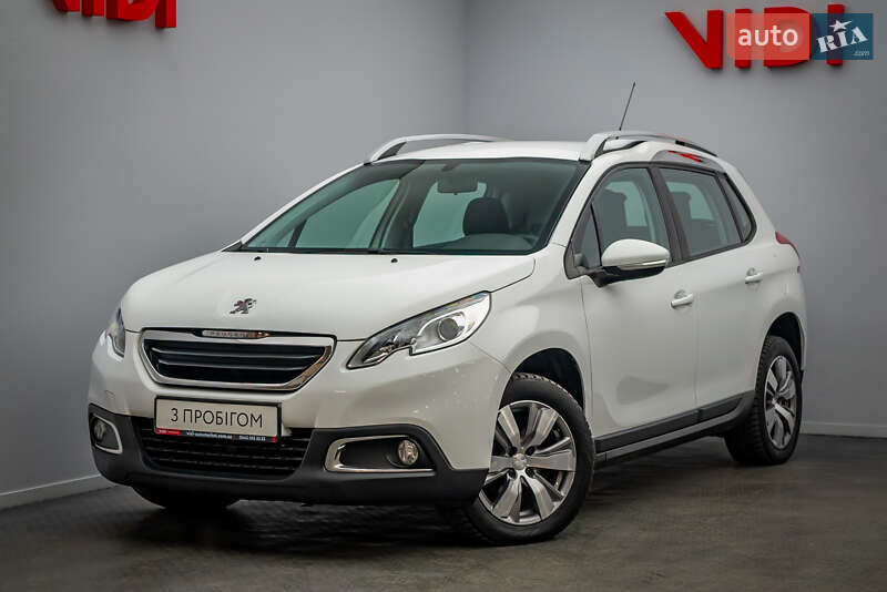 Внедорожник / Кроссовер Peugeot 2008 2015 в Киеве