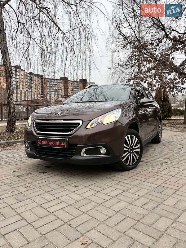 Внедорожник / Кроссовер Peugeot 2008 2015 в Сумах