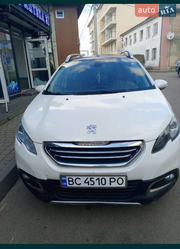 Позашляховик / Кросовер Peugeot 2008 2016 в Львові