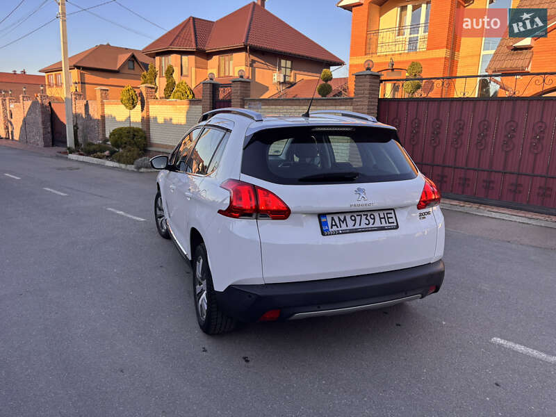 Позашляховик / Кросовер Peugeot 2008 2015 в Житомирі