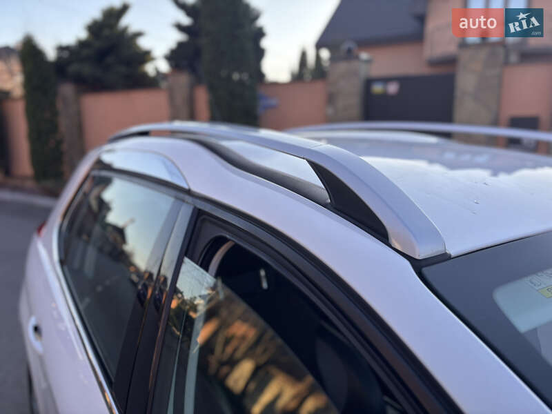 Позашляховик / Кросовер Peugeot 2008 2015 в Житомирі