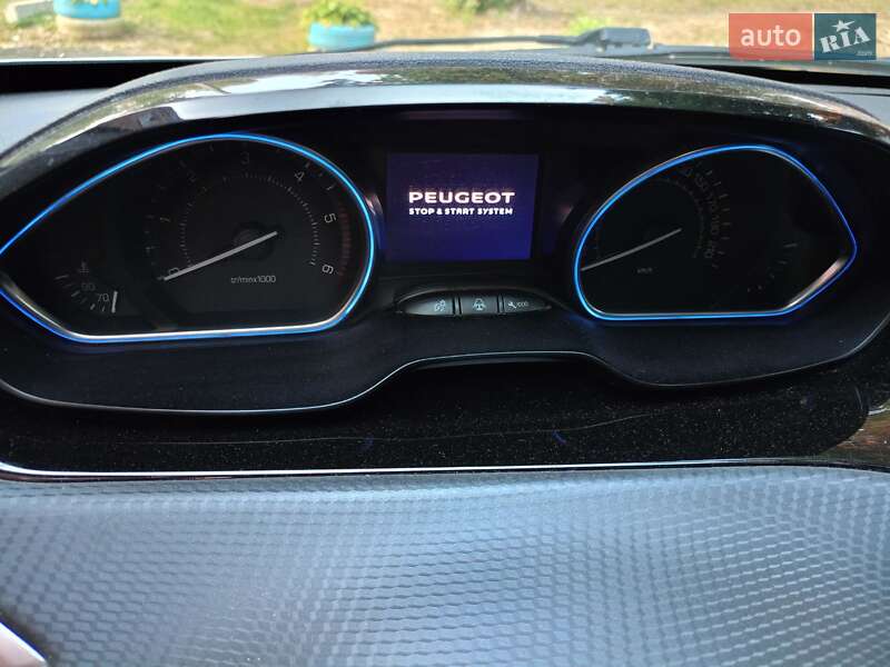 Позашляховик / Кросовер Peugeot 2008 2013 в Рівному фото 26 Позашляховик / Кросовер Peugeot 2008 2013 в Рівному