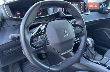 Внедорожник / Кроссовер Peugeot 2008 2020 в 