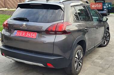 Внедорожник / Кроссовер Peugeot 2008 2018 в 