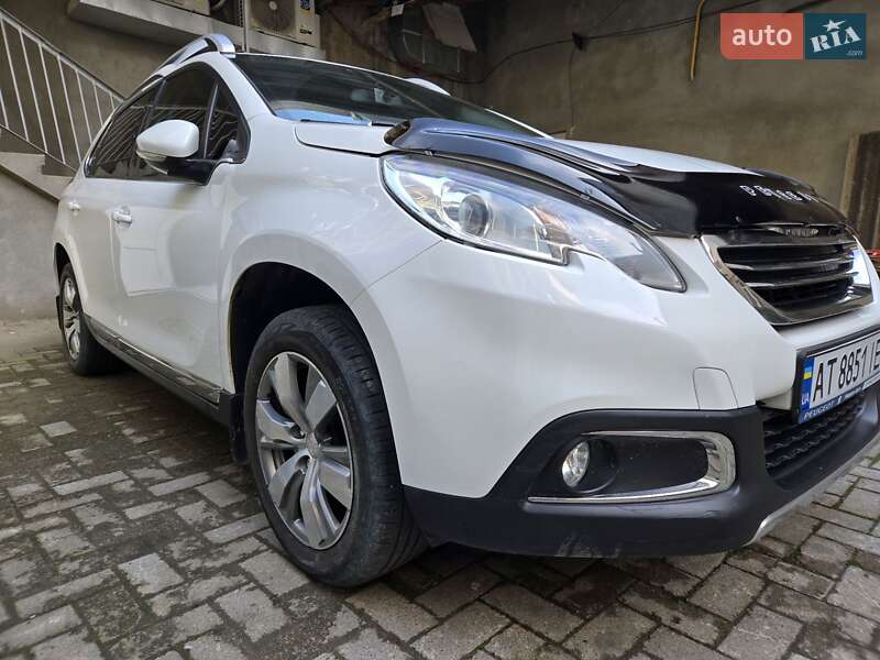 Позашляховик / Кросовер Peugeot 2008 2014 в Коломиї