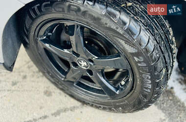 Внедорожник / Кроссовер Peugeot 2008 2013 в 