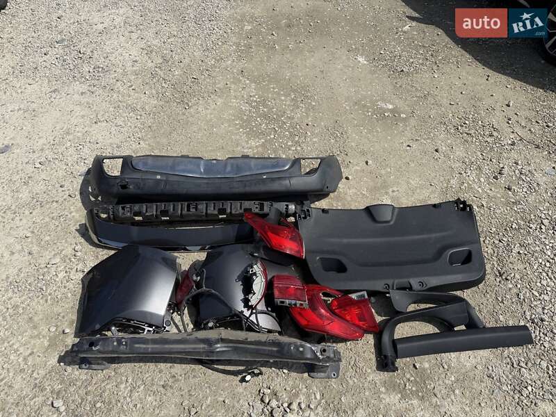 Позашляховик / Кросовер Peugeot 2008 2015 в Львові