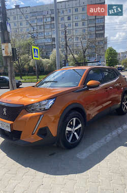Внедорожник / Кроссовер Peugeot 2008 2020 в 