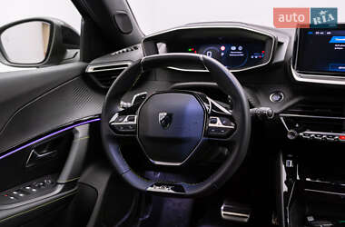 Внедорожник / Кроссовер Peugeot 2008 2023 в 