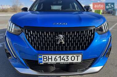 Внедорожник / Кроссовер Peugeot 2008 2021 в 
