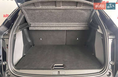 Внедорожник / Кроссовер Peugeot 2008 2022 в 