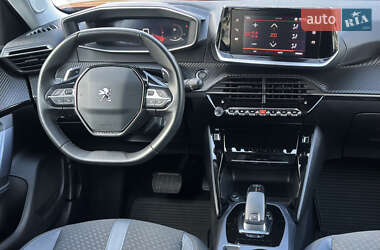 Позашляховик / Кросовер Peugeot 2008 2020 в 