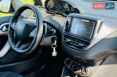 Внедорожник / Кроссовер Peugeot 2008 2013 в 