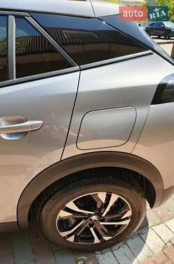 Внедорожник / Кроссовер Peugeot 2008 2020 в 