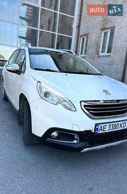 Внедорожник / Кроссовер Peugeot 2008 2014 в 