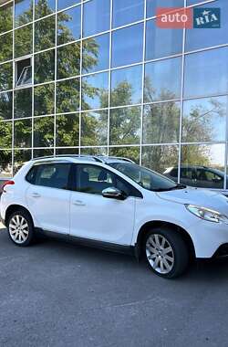 Внедорожник / Кроссовер Peugeot 2008 2014 в 