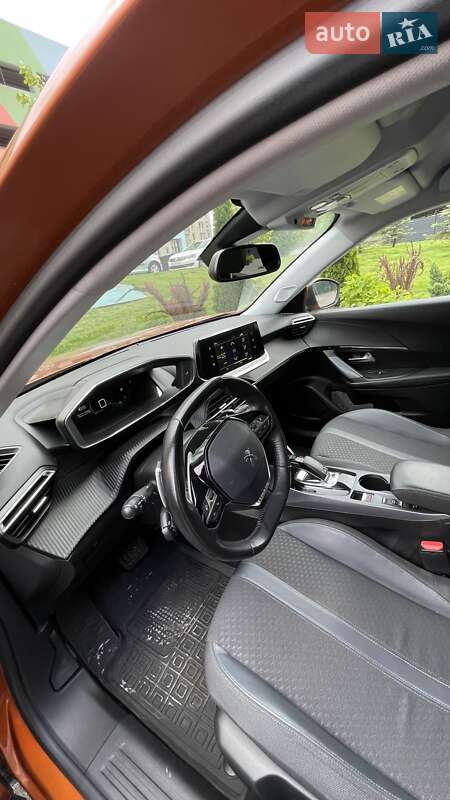 Позашляховик / Кросовер Peugeot 2008 2020 в Дніпрі