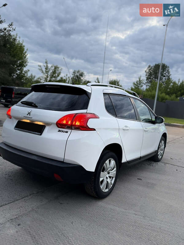 Внедорожник / Кроссовер Peugeot 2008 2014 в Рава-Русской