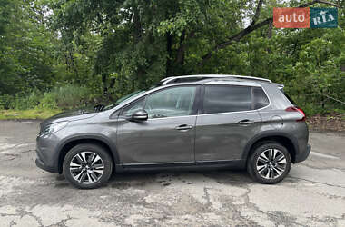 Внедорожник / Кроссовер Peugeot 2008 2018 в 