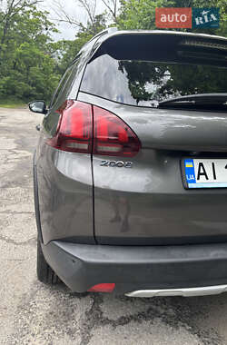 Внедорожник / Кроссовер Peugeot 2008 2018 в 