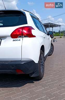Внедорожник / Кроссовер Peugeot 2008 2016 в 