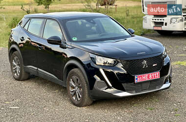 Внедорожник / Кроссовер Peugeot 2008 2022 в Луцке