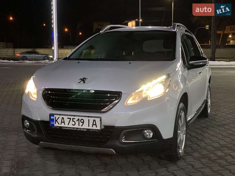 Внедорожник / Кроссовер Peugeot 2008 2013 в Киеве