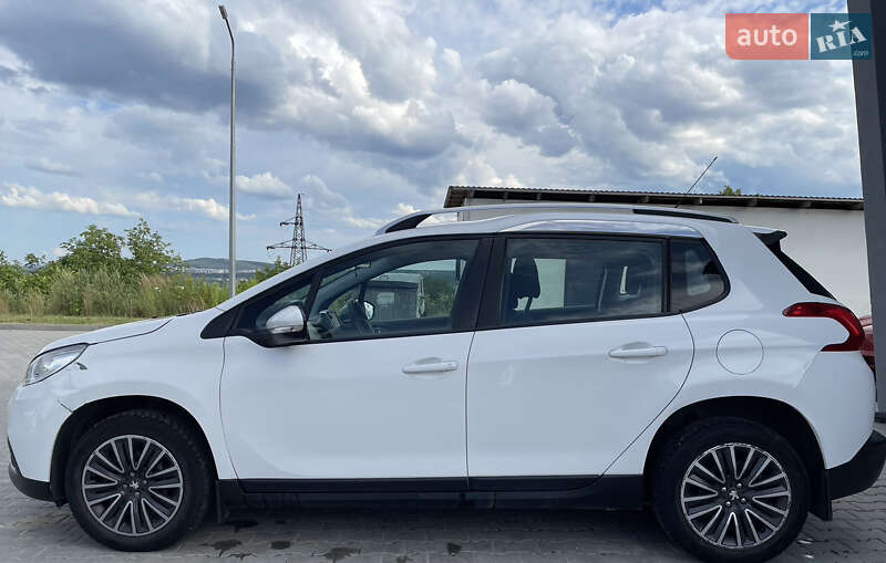 Позашляховик / Кросовер Peugeot 2008 2014 в Львові
