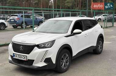 Внедорожник / Кроссовер Peugeot 2008 2021 в Киеве