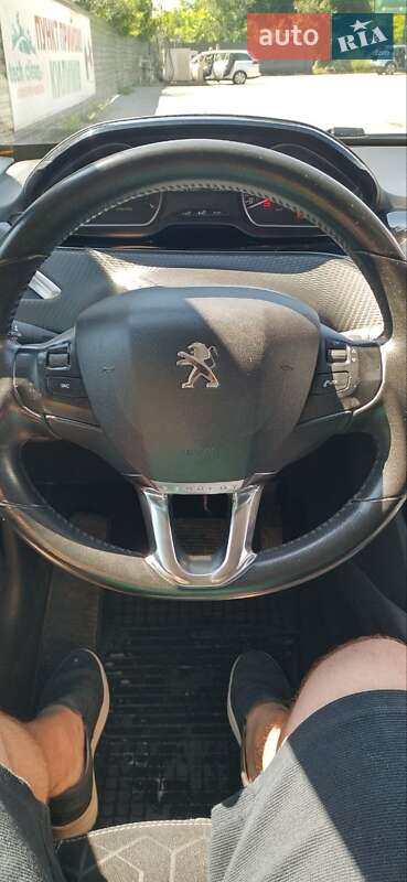 Внедорожник / Кроссовер Peugeot 2008 2018 в Ивано-Франковске