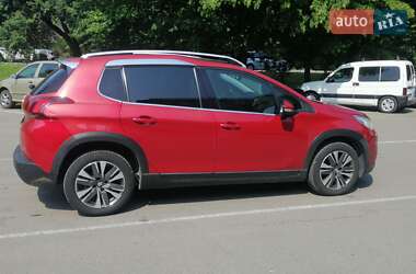 Позашляховик / Кросовер Peugeot 2008 2017 в Івано-Франківську