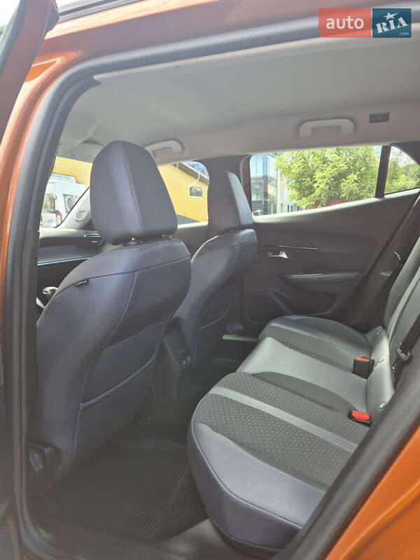 Позашляховик / Кросовер Peugeot 2008 2019 в Львові
