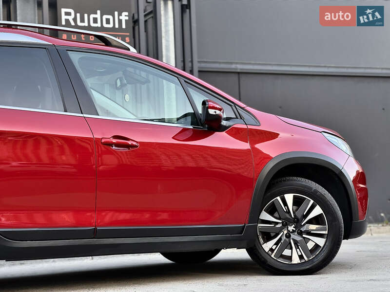 Позашляховик / Кросовер Peugeot 2008 2019 в Києві фото 4 Позашляховик / Кросовер Peugeot 2008 2019 в Києві
