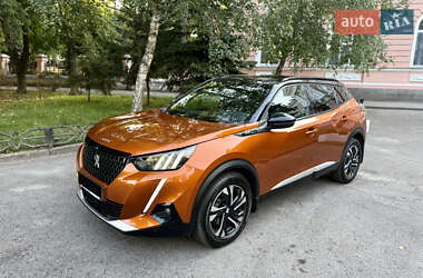 Позашляховик / Кросовер Peugeot 2008 2020 в Полтаві