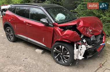 Внедорожник / Кроссовер Peugeot 2008 2021 в 